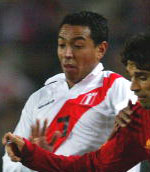 Solano helps Peru salvage a 2-2 draw